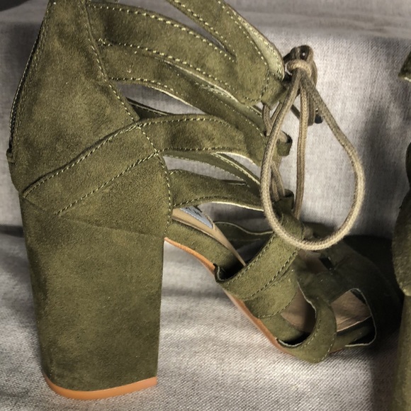 Steve Madden Cage Lace Up Heels -green - Picture 5 of 5
